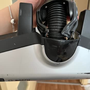 Bosch Dikey Süpürge Kalitesiz Başlık