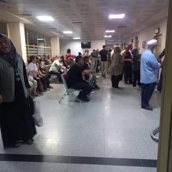 Uşak Eğitim ve Araştırma Hastanesi Ortopedide Her Zaman Yaşanan İzdiham