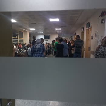 Uşak Eğitim ve Araştırma Hastanesi Ortopedide Her Zaman Yaşanan İzdiham