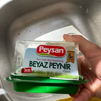 Peysan Peynirde Kıl Çıktı