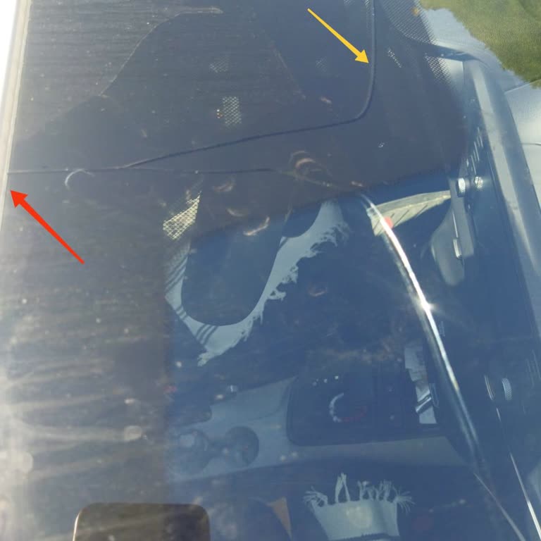 Şentürk Otomotiv (Bursa) Hyundai Bayon'un Ön Camı Çatladı, Garanti Kapsamına Alınmadı!