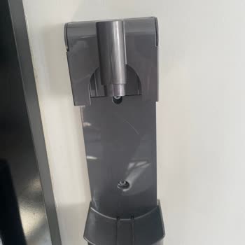 Dyson Yanlış Gönderilen Adaptör Ve Yetersiz Müşteri Hizmetleri