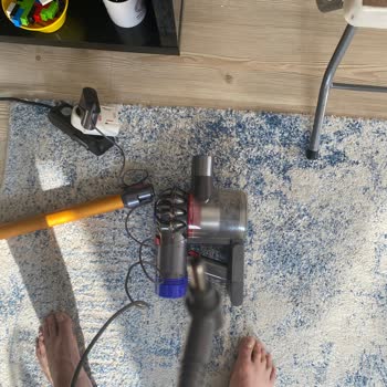 Dyson Yanlış Gönderilen Adaptör Ve Yetersiz Müşteri Hizmetleri