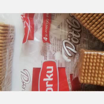 Torku Pötibör Bisküvi Hayal Kırıklığı: Kurtlu Ve Kelebeklenmiş Ürün