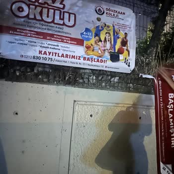 Oğuzkaan Koleji İzinsiz Reklam Asıyor