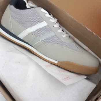 In Street Yanlış Ayakkabı Gönderdi