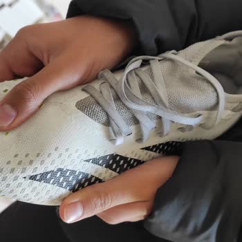 Adidas Predator Fußballschuhe schnell kaputt - Umtausch enttäuschend