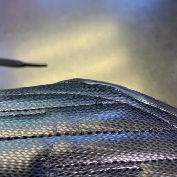 Adidas Fußballschuhe Schnürsenkel lösen sich trotz Garantie - Unzureichende Kundenbetreuung