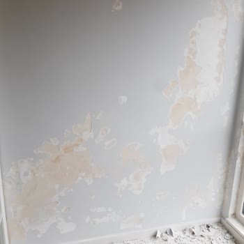 Emlak Konut Çürük Ev Satıyor.