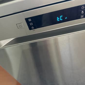 Samsung DW60M5044FS Bulaşık Makinesi