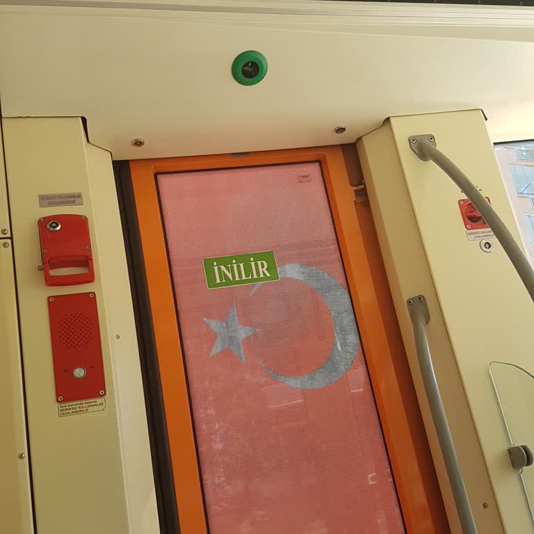 Eskişehir Büyükşehir Belediyesi Eskişehir, Tramvaylarda Klimalar Çalışmıyor