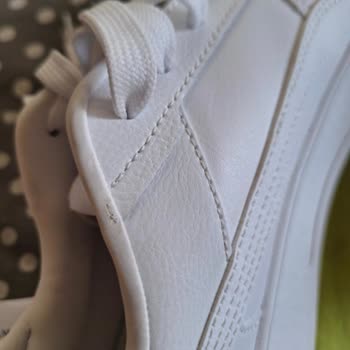 FLO Ayakkabı FLO Markasından Beklenmeyen Davranış.