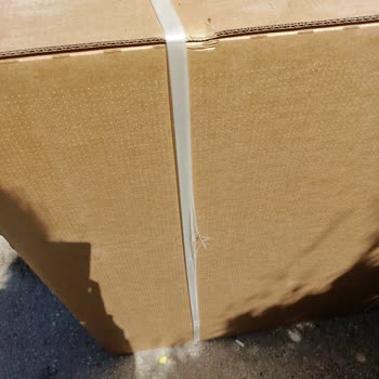 hepsiJET Kargo Görevlisinin Kaba Davranışı