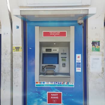 Denizbank ATM'si Hesaba Yatıracağım Parayı Yuttu