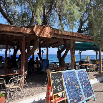 Payam Cafe Şezlong Ücreti Yok Deyip Ücret Alıyorlar