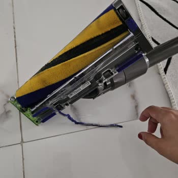 Dyson V15 Submarine Silikon Soyulması