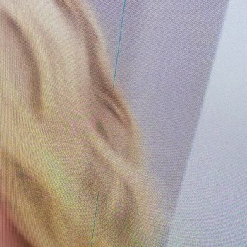 TCL Televizyon İnce Çizgi Oluştu