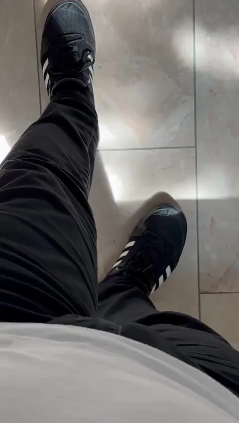 Adidas Terrex Daroga Shoes Noisy Walking and Poor Fit Issue video cover