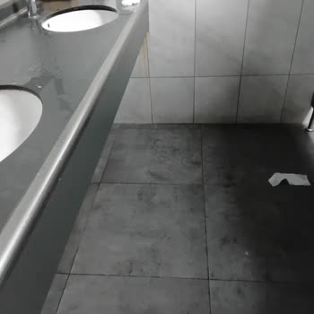 Kamil Koç Dudullu Tesisi Pislik İçinde