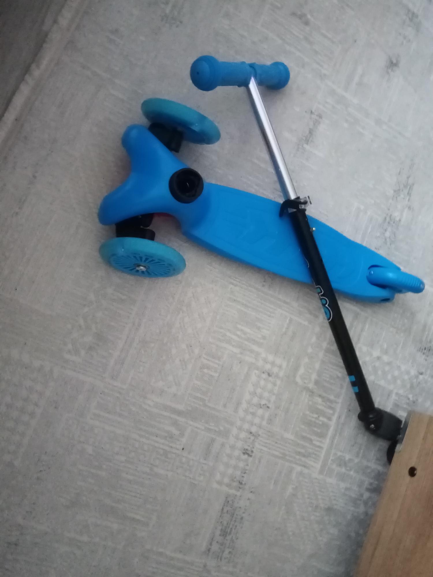 Rookie Bigfoot Scooter Işıklı