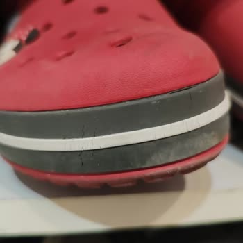 SuperStep Crocs Terlikte Çatlama Sorunu!
