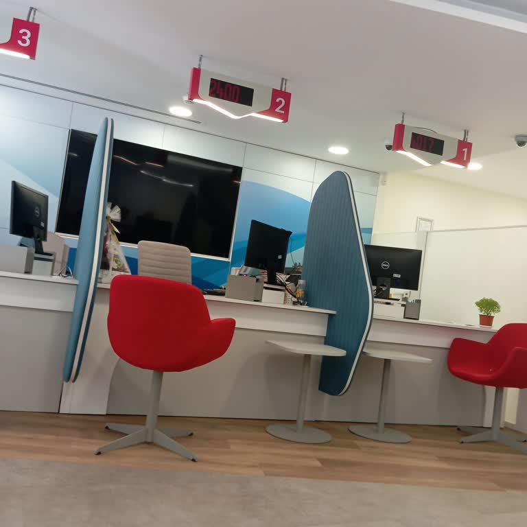 Denizbank Çalışanlarının Sorumsuzluğu Ve Rastgele Müşteri Bekletmeleri