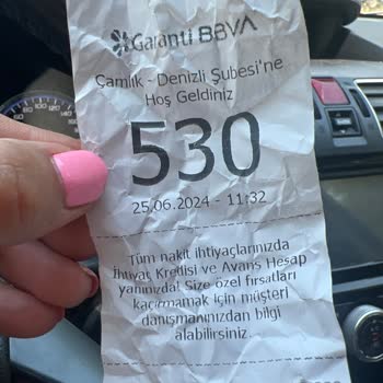 Garanti Bankası'na Zaten Gitmiyoruz Ama Gidince De Sıra Da Gelmiyor.