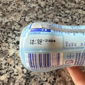 Migros'ta Satılan Son Kullanma Tarihi Geçmiş Bebek Sütü