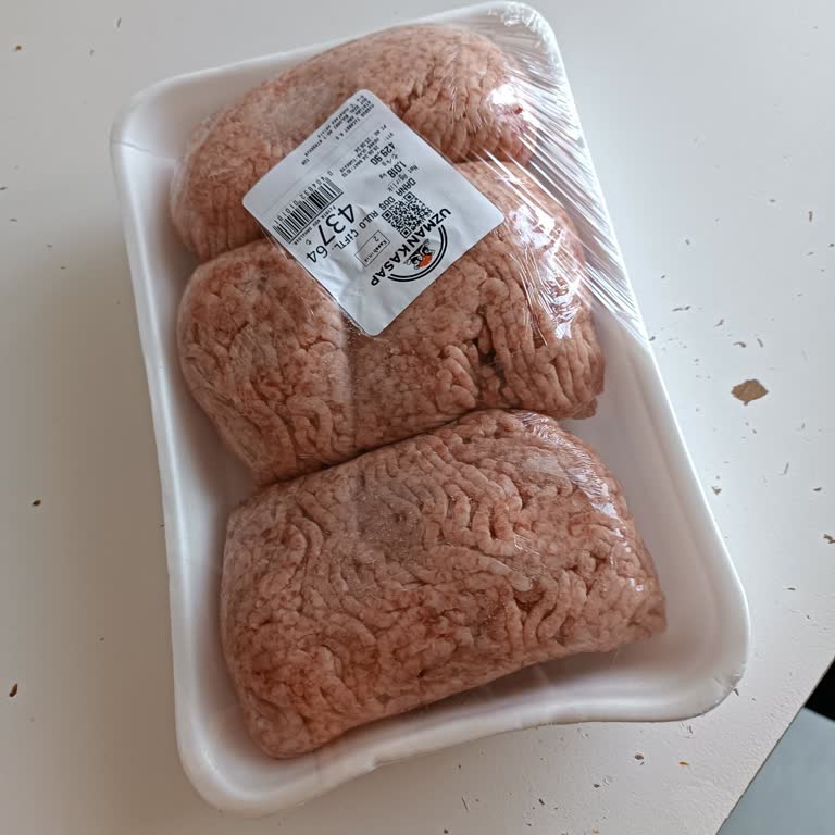 Migros Kıyma Değil Yağ Satıyor