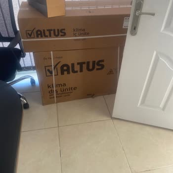 Altus Ortaçağda Mı Yaşıyor.