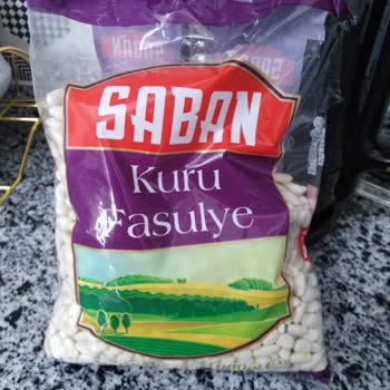 BİM'in Fasulyesinden Böcek Çıktı! Reyon Altlarında Fare Var!