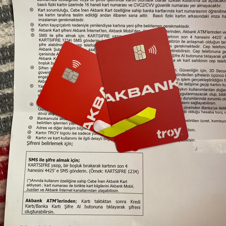 Akbank Sürekli Yanlış Kart Yolluyor