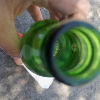 Freşa Limonlu Soda Dan Pembe Cam Çıktı!