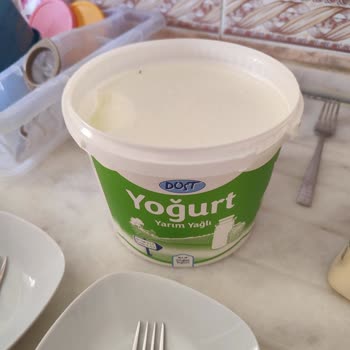 BİM Dost Yoğurttan Çıkan Yabancı Cisim