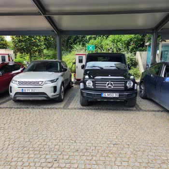 ZES Şarj İstasyonları Zorlu Center'da Dc Şarj İstasyonları Vale Hizmeti İçin Mi?!