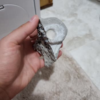 Bosch Çamaşır Mak. Taşı Kırıldı