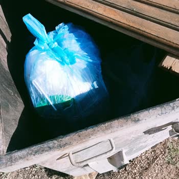 Göksun Belediyesi Çöp Kamyonları Çöpleri Almıyor