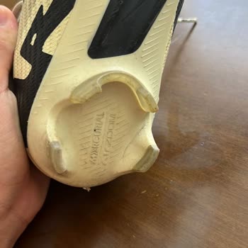 Nike Aldığım Kalitesi Düşük Krampon