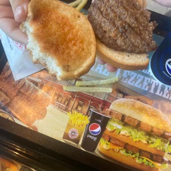 Saloon Burger Yanlış Ve Eksik Sipariş Teslimatı