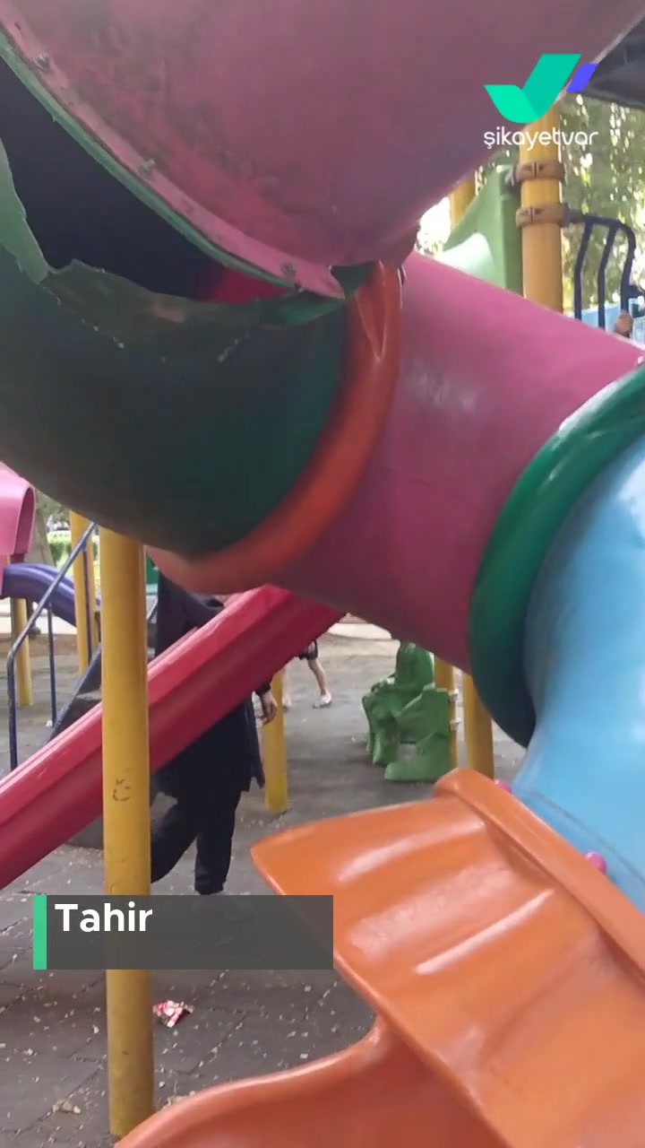 Şehitkamil Belediyesi Çocuk Oyun Alanı Çok Feci Kötü Durumda! videonun kapak resmi