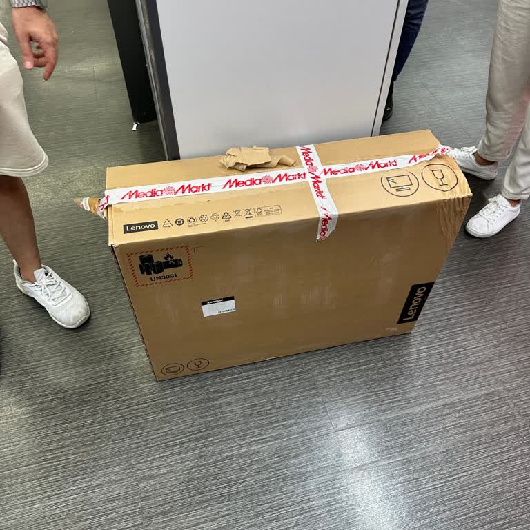 Media Markt Beş Günlük Ürünü Hiç Kutusundan Çıkmasa Bile İade Kabul Etmiyorlar.