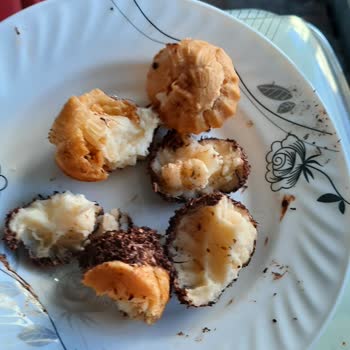 Carrefour SA Sert Bayat Ve Kokulu Pastane Ürünü