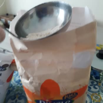 Nora Un İçinde Sert Ve Yabancı Cisimler