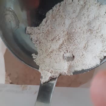 Nora Un İçinde Sert Ve Yabancı Cisimler