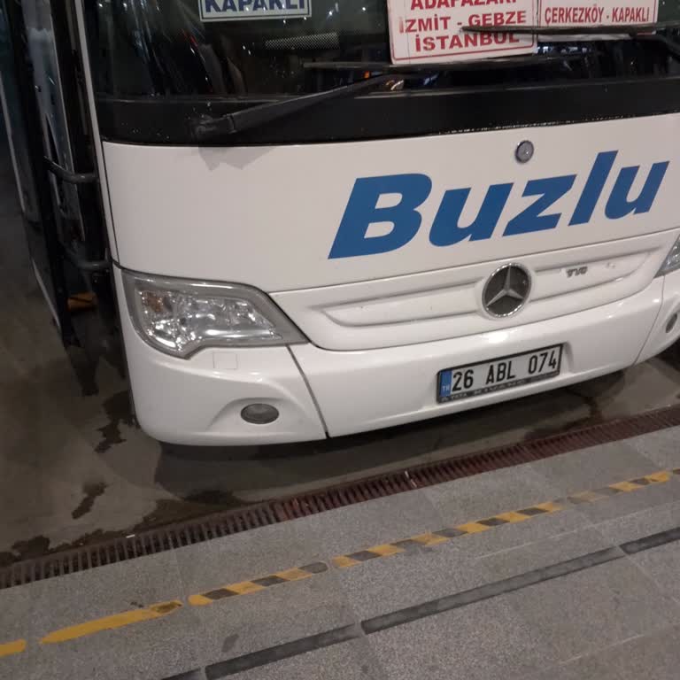 Buzlu Turizm Saatlerin Uyuşmaması Muavinler Ters Yapması