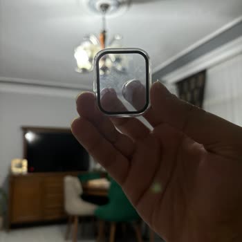 Media Markt Watch Koruma Full Case Ekran İçinde Leke Oluşturdu