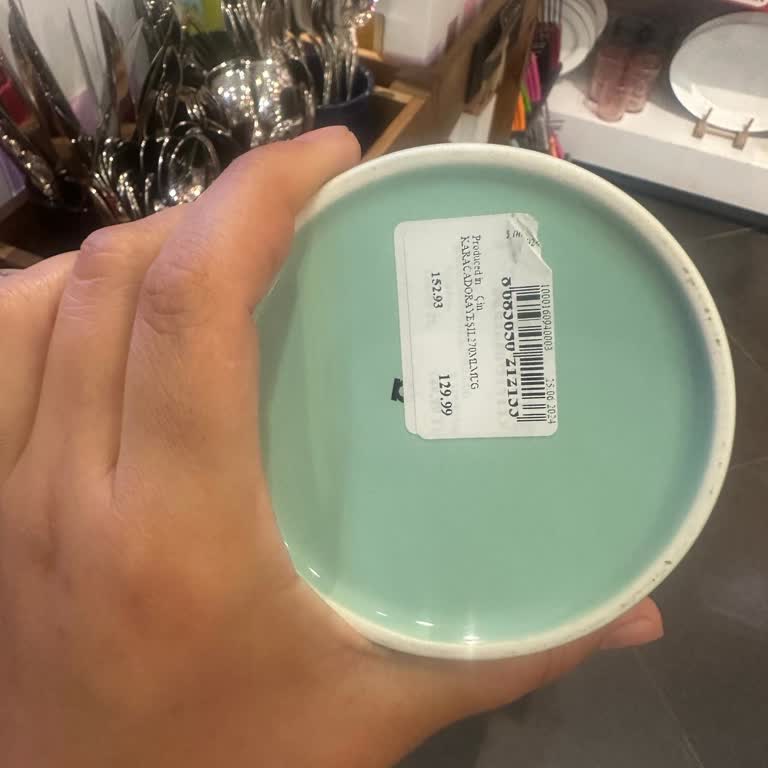 Karaca Züccaciye Etiket İle Kasa Fiyatı Arasındaki Fark Ve Mağaza Çalışanının Tutumu.