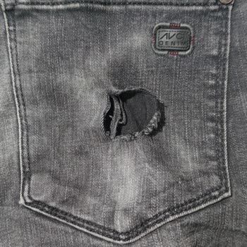 Kdgn Group Tekstil Yırtık Ve Eski Pantolon Gönderdiler!