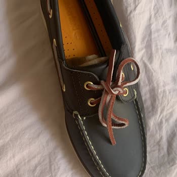 My Timberland Classic Boat 2-Eye Shoes Arrived in Wrong Color