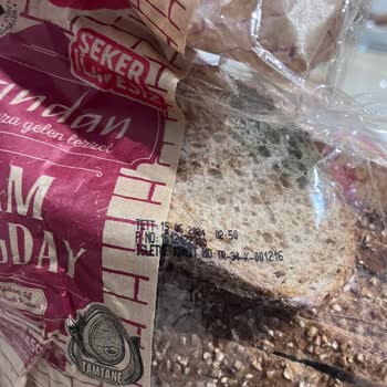 "getir" UNO Tam Buğday Ekmeği Küflü Çıktı